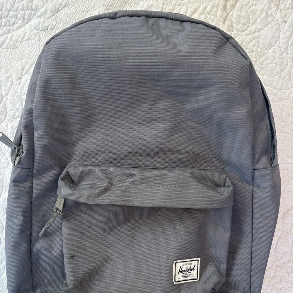Herschel Supply Co. Brand Standard Gray Logo 2-Pocket Classic Backpack